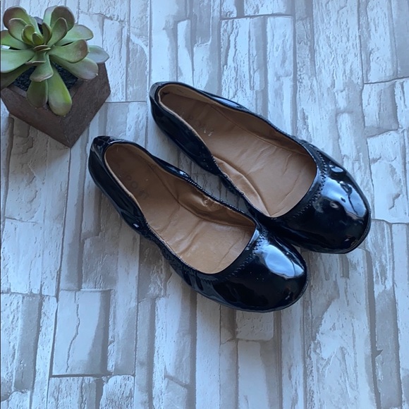 Report Shoes - Report Ivana Patent Leather Ballet Flats